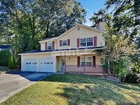 Building Photo - 424 Spring Falls Dr