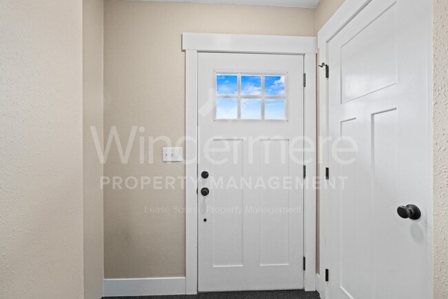 Building Photo - Bright, Charming Home with Modern Features and Exceptional Indoor–Outdoor Space Kendall Yards