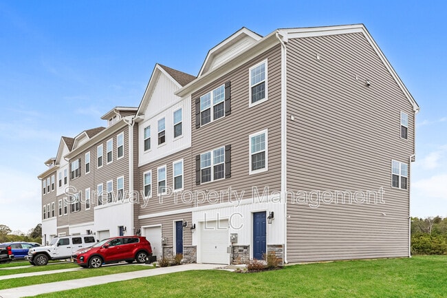 Building Photo - 204 Sandy Rdg Rd