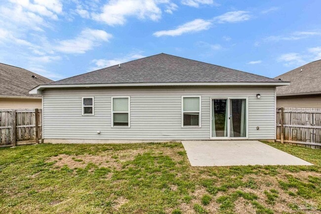 Building Photo - 970 John Deere Ln