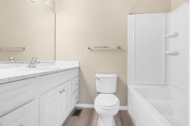 Building Photo - 4481 SW 49th Ave