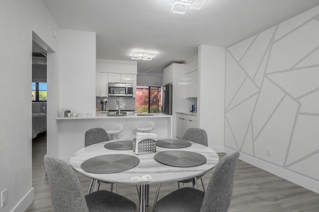 Building Photo - 201 S Collier Blvd