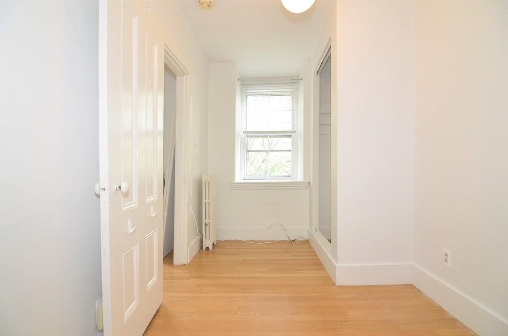 Building Photo - 234 W Canton St