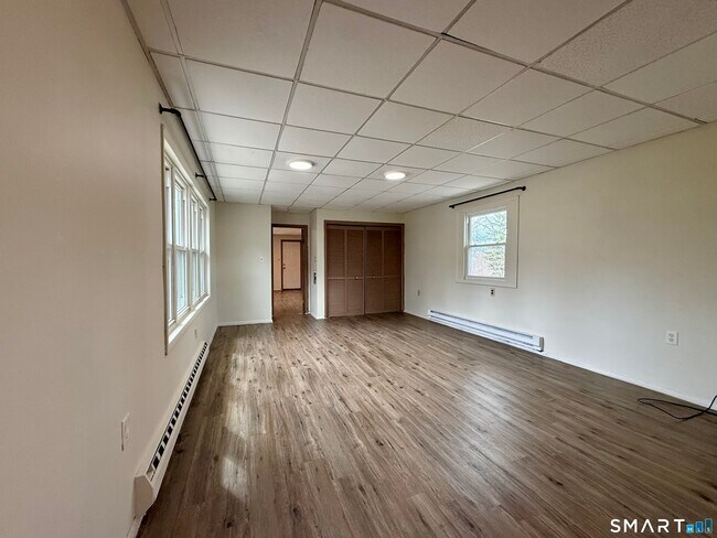 Building Photo - 41 Waterbury Rd