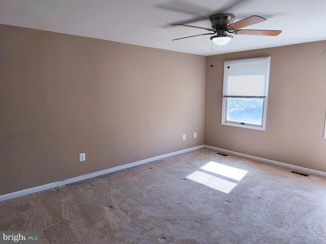 Building Photo - 109 Buckeye Ct