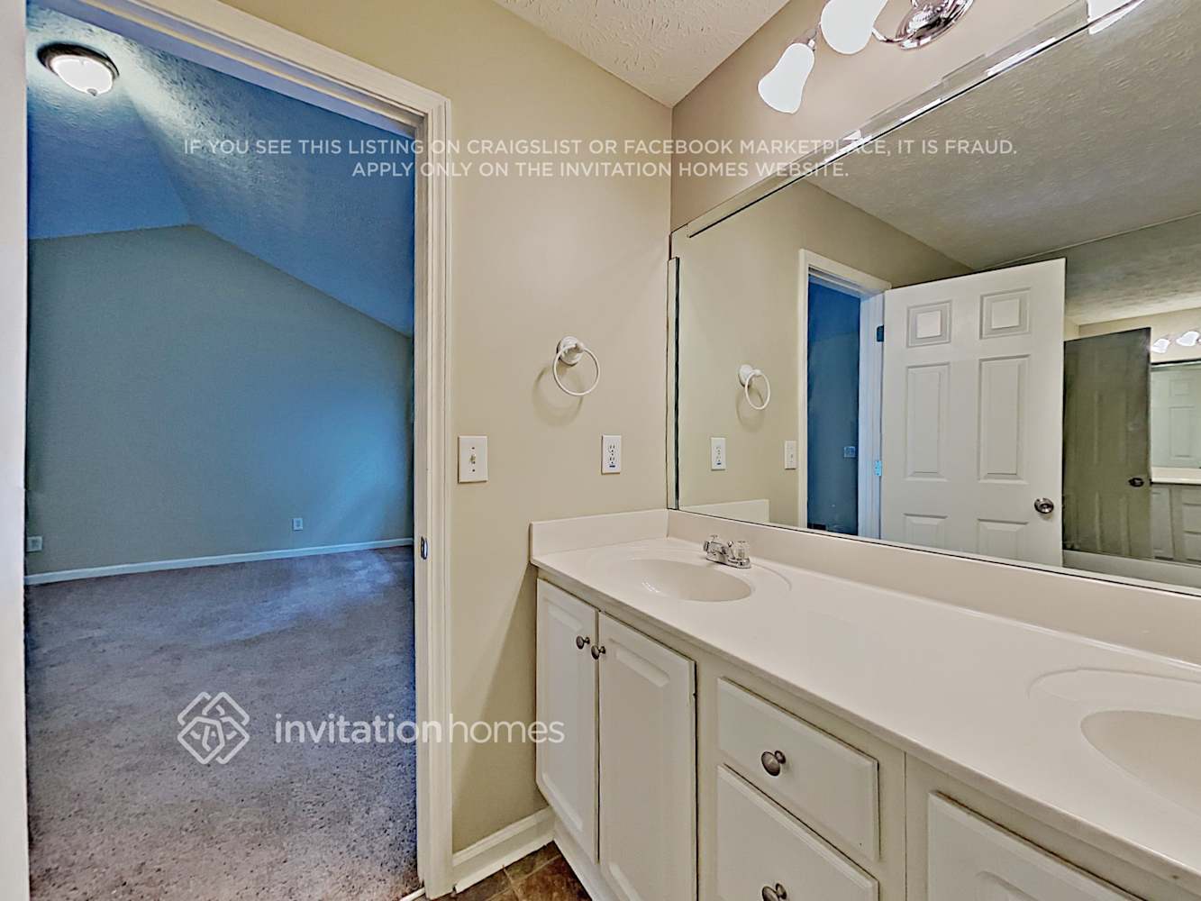 Building Photo - 4030 Mt Vernon Dr