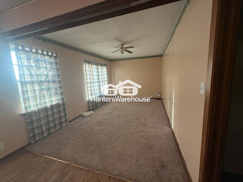 Building Photo - 1501 Briarwood Blvd