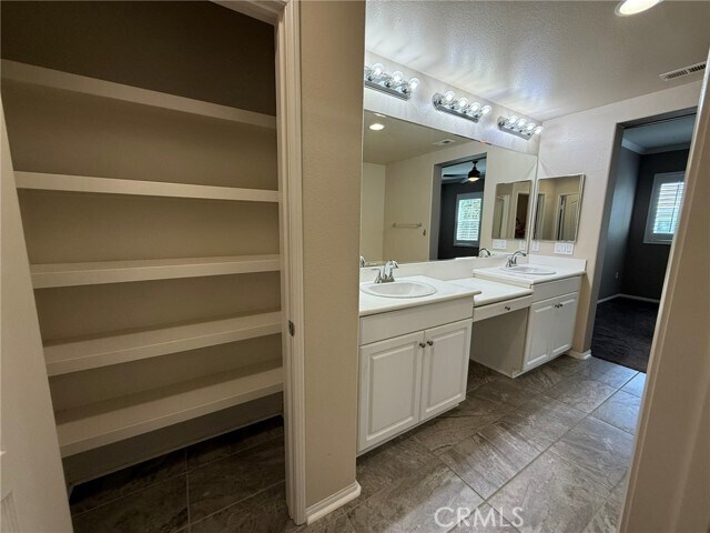 Building Photo - 30505 Canyon Hills Rd
