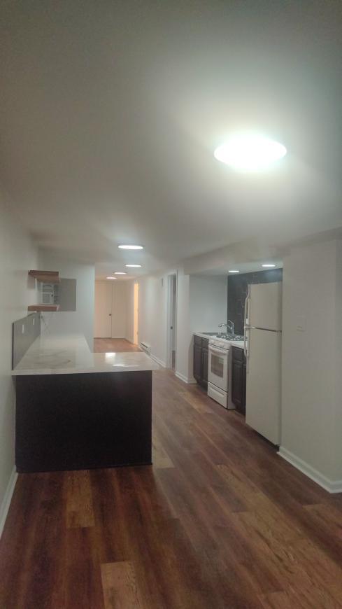Building Photo - 1 bedroom in Chicago IL 60637