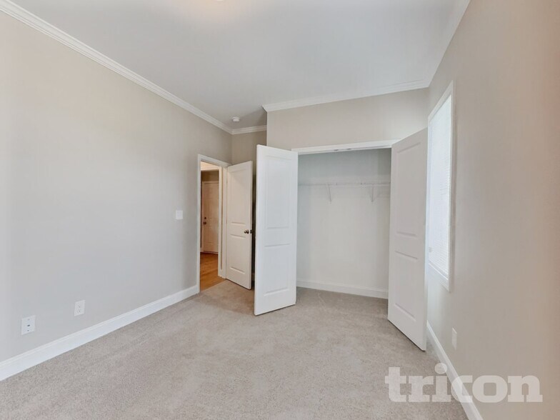 Building Photo - 25 Fish Whistle Ct