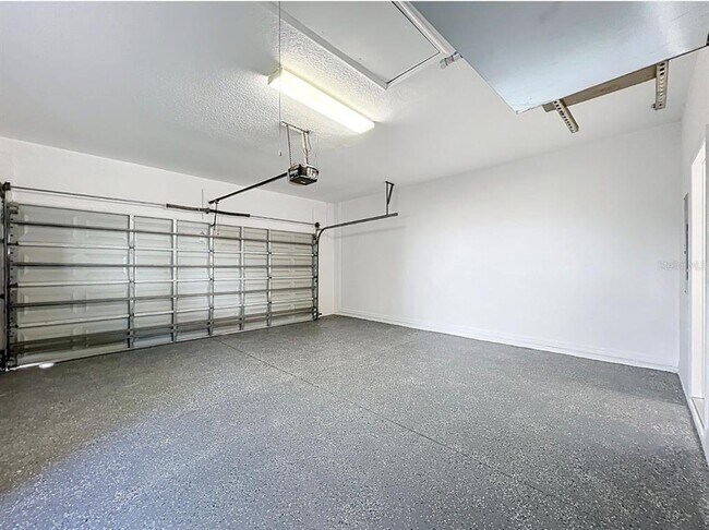 Building Photo - 10817 Masters Dr