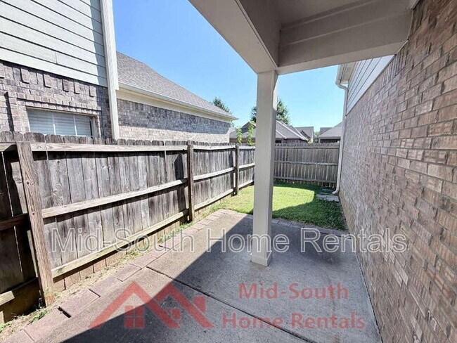 Building Photo - 1568 Wynne Rd