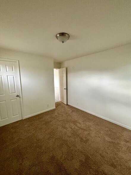 Building Photo - 776 Millersport Hwy