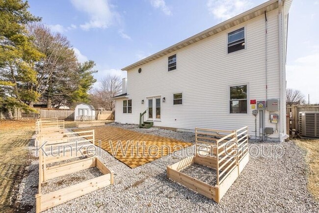 Building Photo - 1109 Danzig Dr