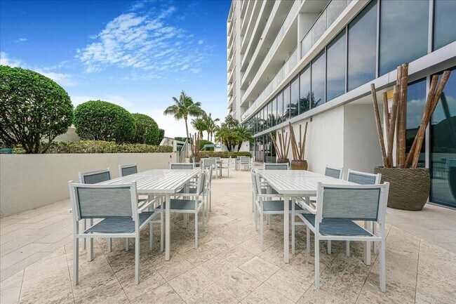 Building Photo - 1180 N Federal Hwy