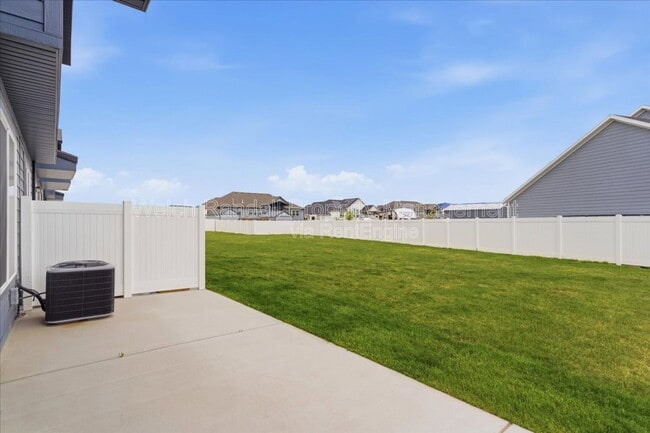 Building Photo - 3668 S 4525 W