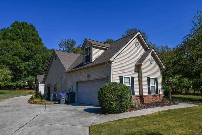 Building Photo - 886 Jefferson Walk Cir