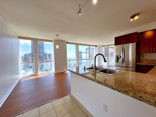 Building Photo - 909 Kapiolani Blvd