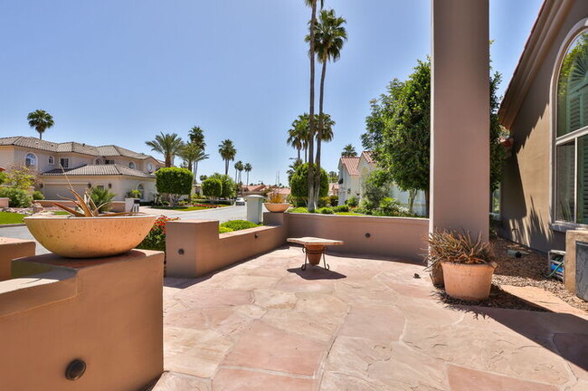 Building Photo - 1307 E Treasure Cove Dr