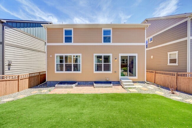 Building Photo - $3,325 - 3 Bed, 3 Bath Home in Centennial ...