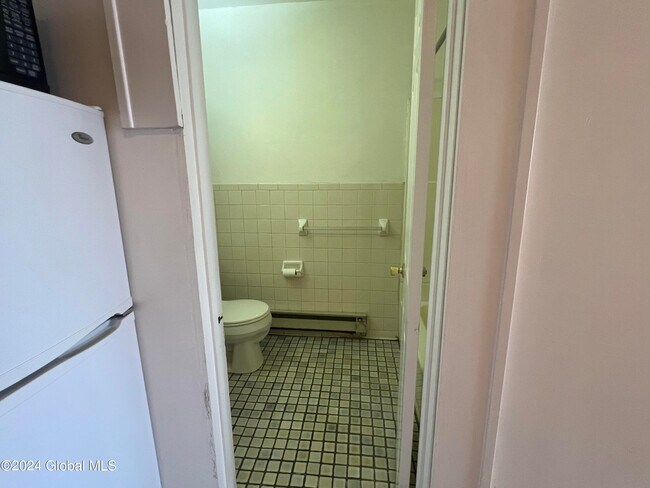 Building Photo - 91 Columbia St