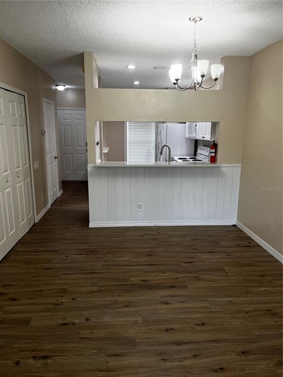 Building Photo - 8526 HUNTERS KEY Cir