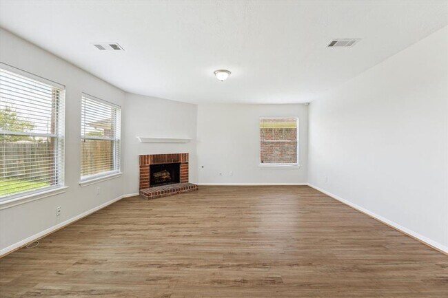 Building Photo - 1518 Hunter Green Ln