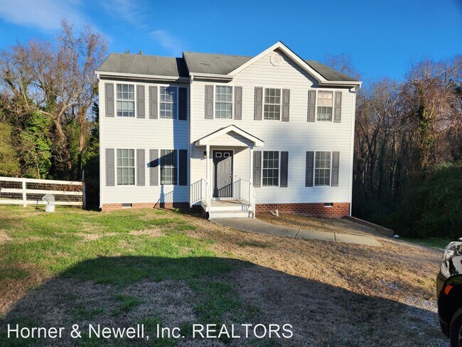 Primary Photo - 4 br, 2.5 bath House - 3315 Clearview Court