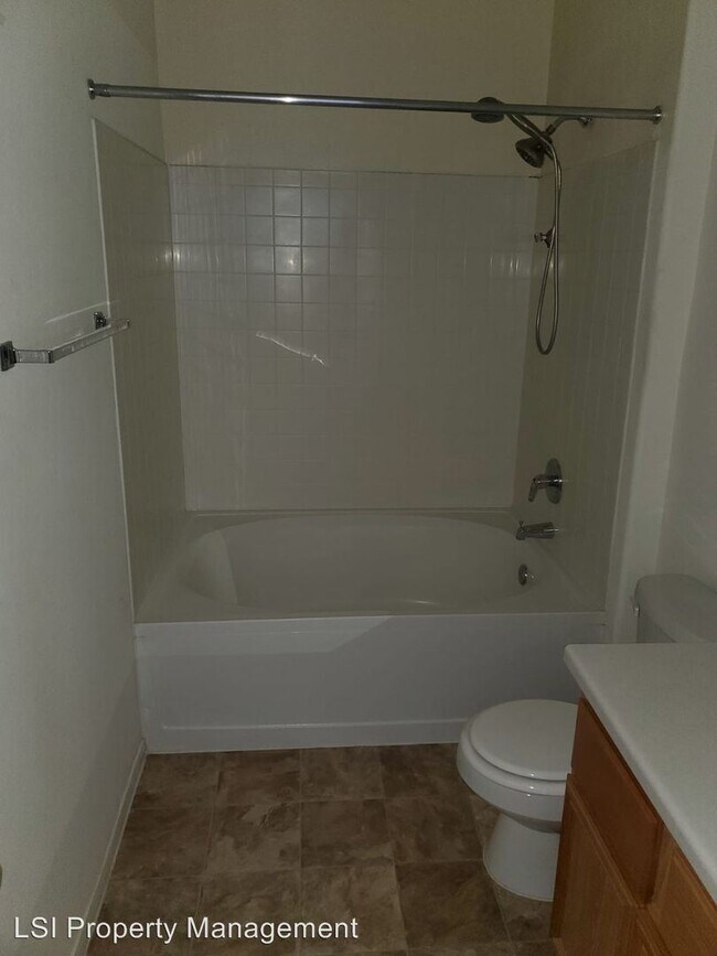 Building Photo - 9050 W Warm Springs Rd