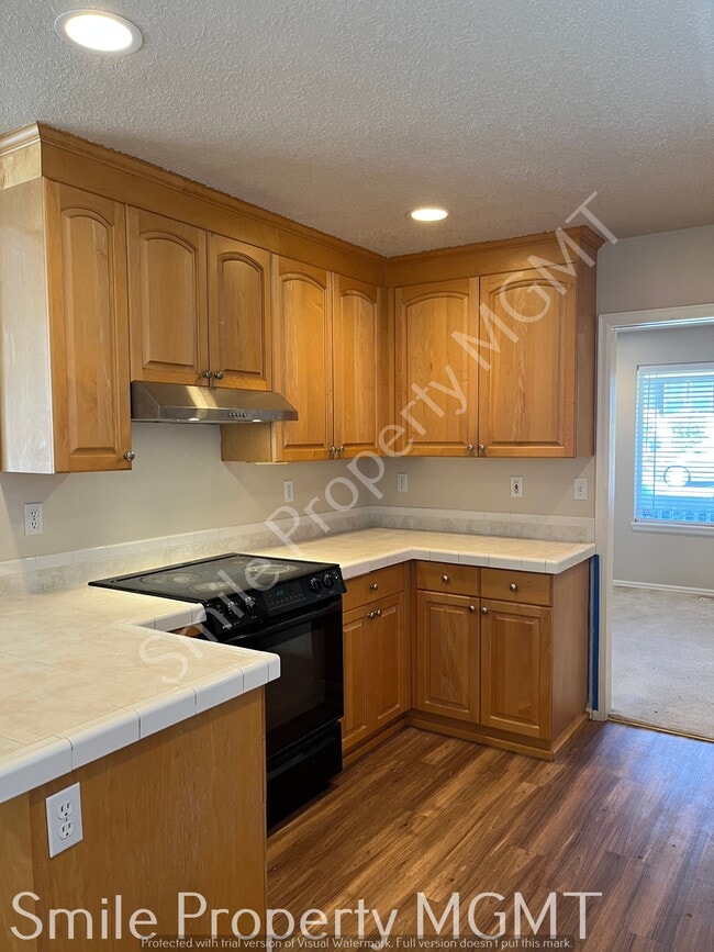 Building Photo - 13840 SE 131st Ave