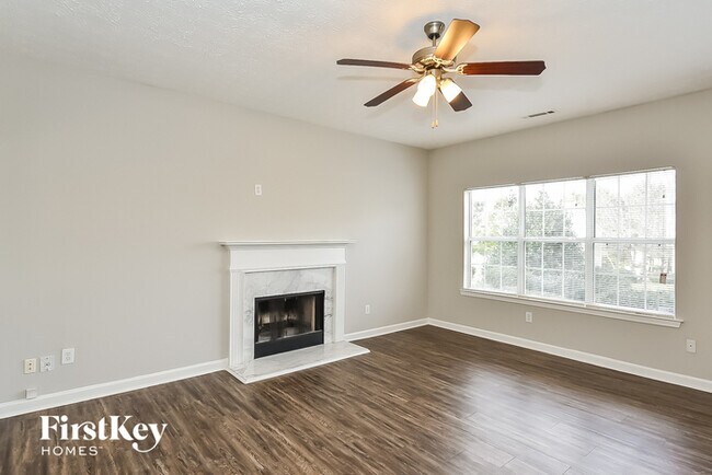 Building Photo - 4524 Swan Trce