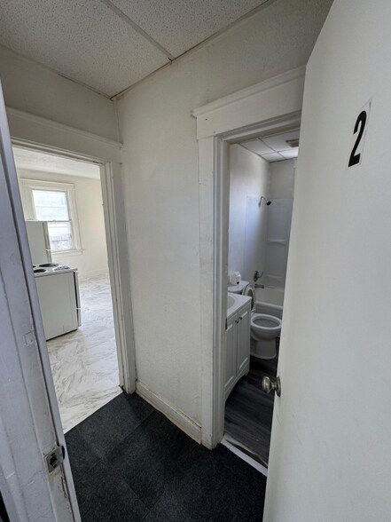 Building Photo - 4228 Greensburg Pike