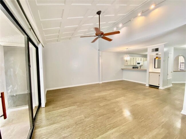 Building Photo - 5056 Ernst Ct