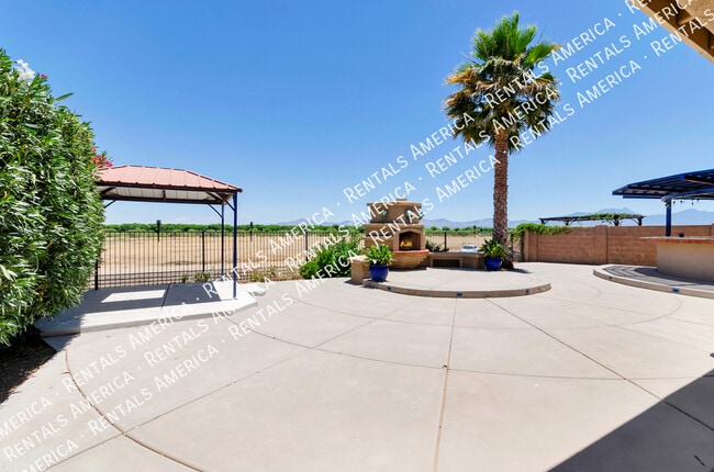 Building Photo - 15549 S Via Puente Azul