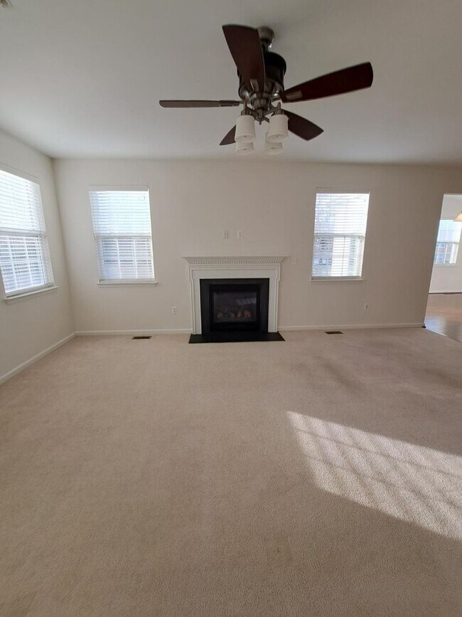 Building Photo - 17305 Madrillon Way