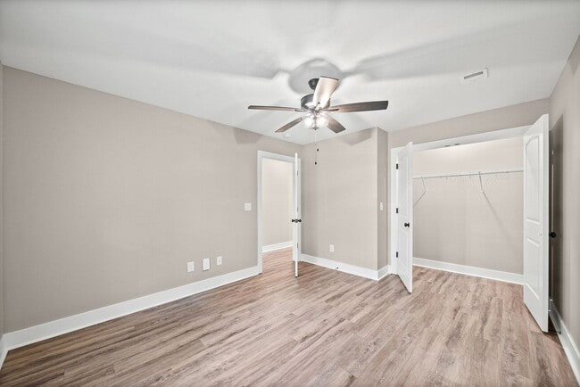Building Photo - 528 Poston St
