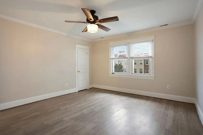 Building Photo - 1712 West Virginia Ave NE