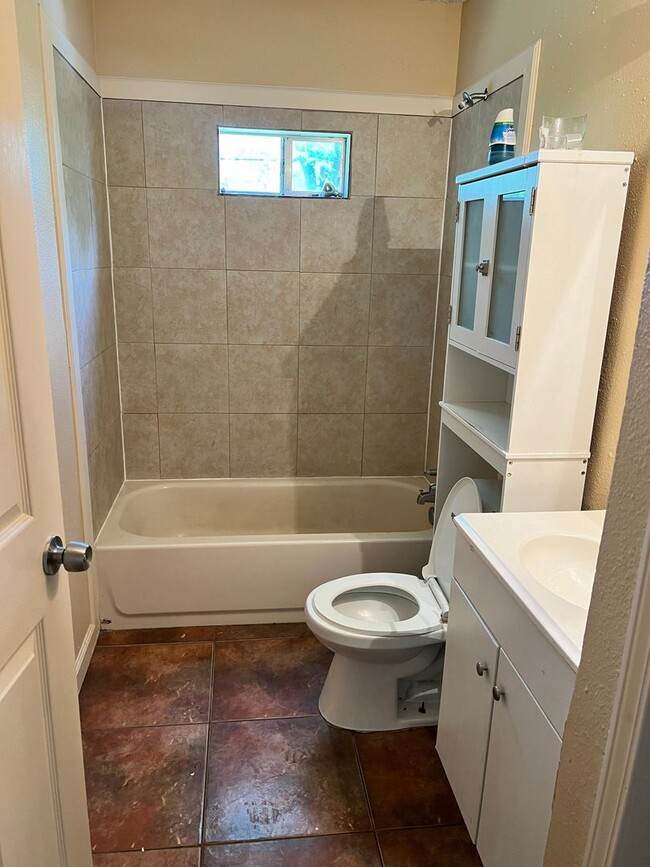 Building Photo - Introducing our 2 bedroom / 1 Bathroom Dup...