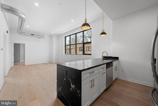 Building Photo - 36 N Narberth Ave