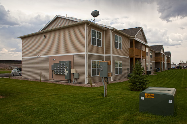 Building Photo - Marbleton Pinewood Apartments