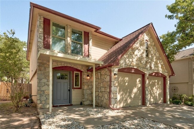 Building Photo - 12704 Margit Dr