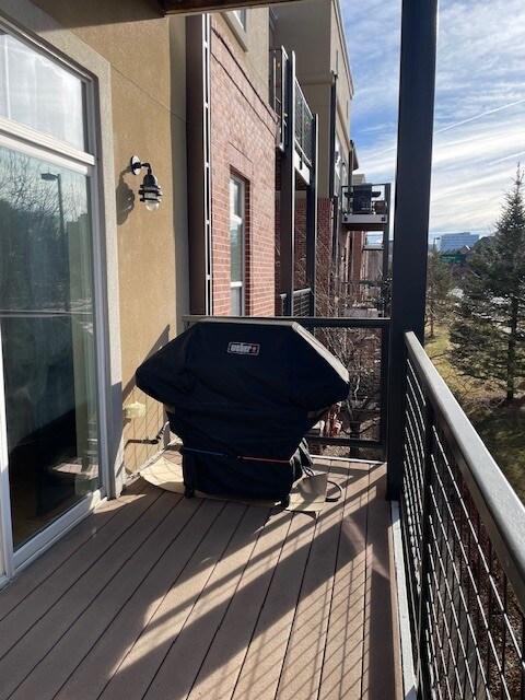 Building Photo - 5401 S Park Terrace Ave