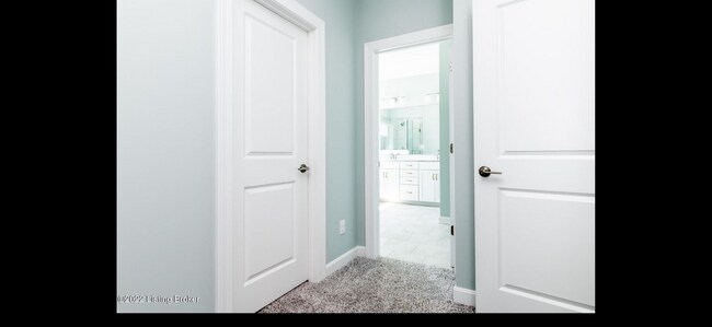 Building Photo - 11501 Expedition Trail