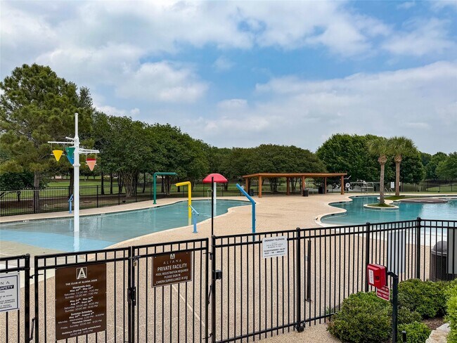 Building Photo - 10810 Poolman Pl