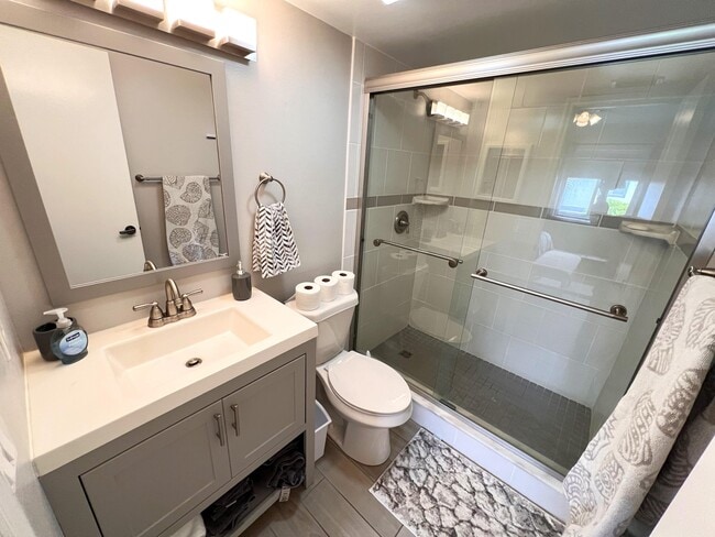 Building Photo - 513 Seaport Blvd