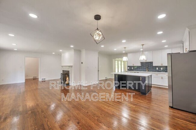 Building Photo - 1332 Willis Mill Rd SW