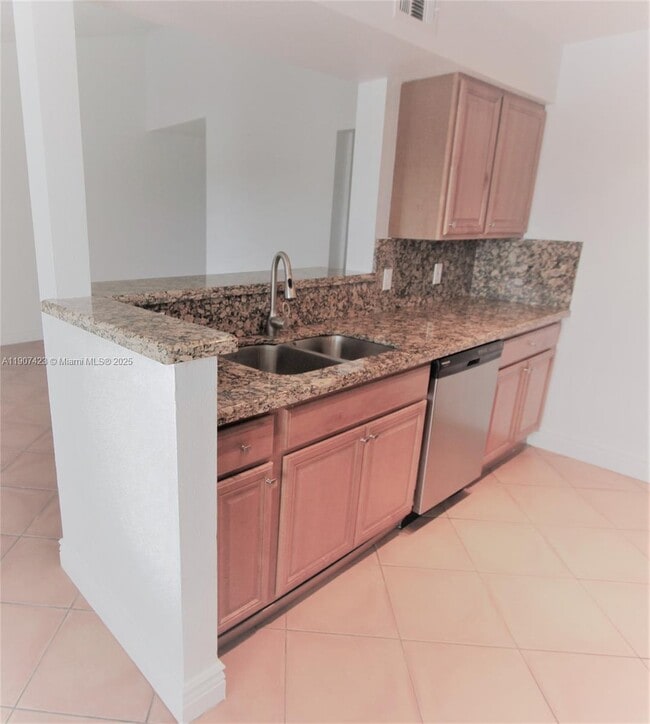 Building Photo - 2321 NW 33rd St