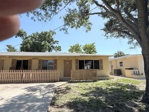 Building Photo - 5541 Lown St N