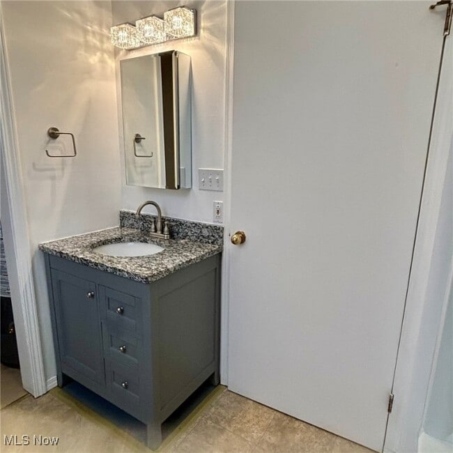 Building Photo - 6245 S Pricetown Rd