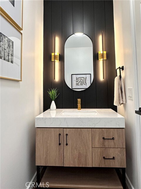 Building Photo - 1 Lucania Dr